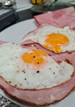Strammer Max egy német reggeli recept fotója