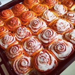 A picture of CINNAMON ROLLS 😋 #themechallenge.