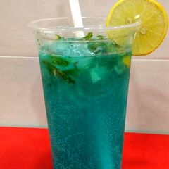 A picture of Blue Curacao Mojito.