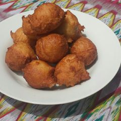 A picture of African yummy tennis.