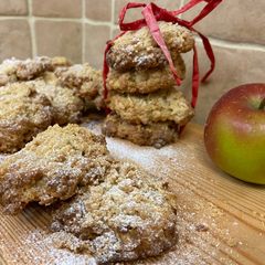 Apple crumble cookies A picture of Apple crumble cookies.