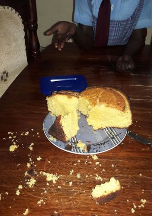 A picture of Orange cake.