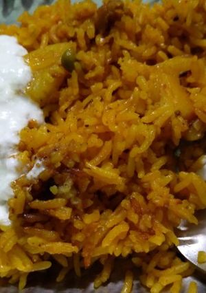 A picture of Matar pulao.