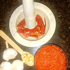 A picture of Lahsun ki Chutney.