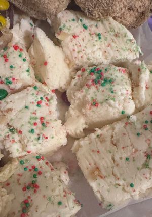 A picture of Sugar Cookie Fudge.
