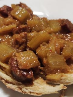 Una foto de Guiso de Cardo con salchichón🍲