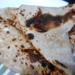 A picture of Ghee roti.
