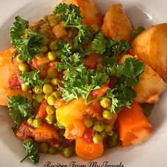 A picture of Greek style peas - ARAKAS LATHEROS.