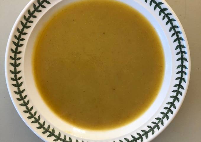 Curried Parsnip Soup from the cupboard