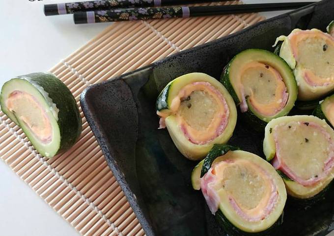 Sushi italiano, con zucchine, cheddar e prosciutto cotto