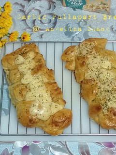 Foto resep Garlic Pullapart Bread JN