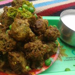 Matar ke pakode A picture of Matar ke pakode.