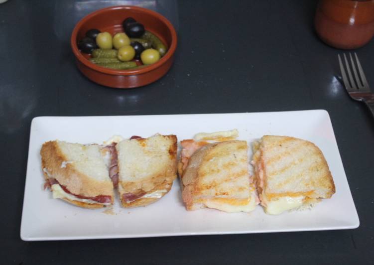 Rebanadas con salmón y jamón