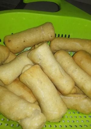 A picture of Fish Roll.