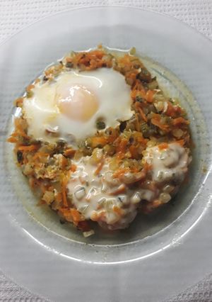 Una foto de Revuelto de vegetales con huevo
