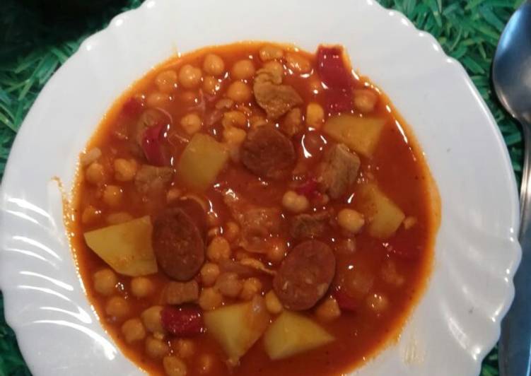 Garbanzos con chorizo