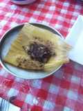 Tamal de mole con pollo para la Candelaria