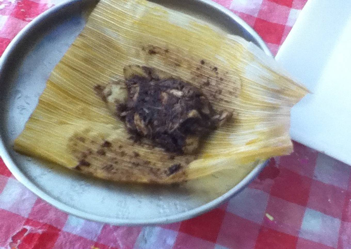 Tamal de mole con pollo para la Candelaria