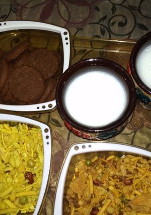 A picture of Kesar milk.