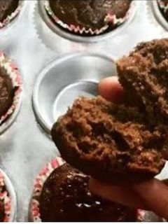 A picture of चॉकलेट मफिंस(Chocolate muffins recipe in hindi).