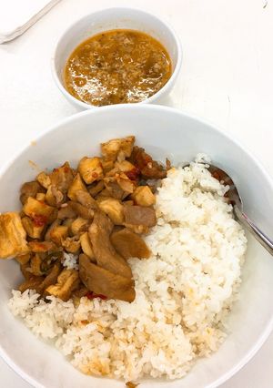 Hình của món Cơm thịt chả cá ❣️.