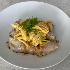 A picture of Steamed Rice Noodle Roll.