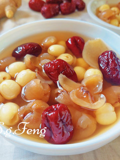 紅棗桂圓蓮子湯 的食譜成品照片