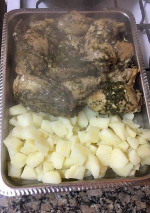 Una foto de Pollo en salsa verde