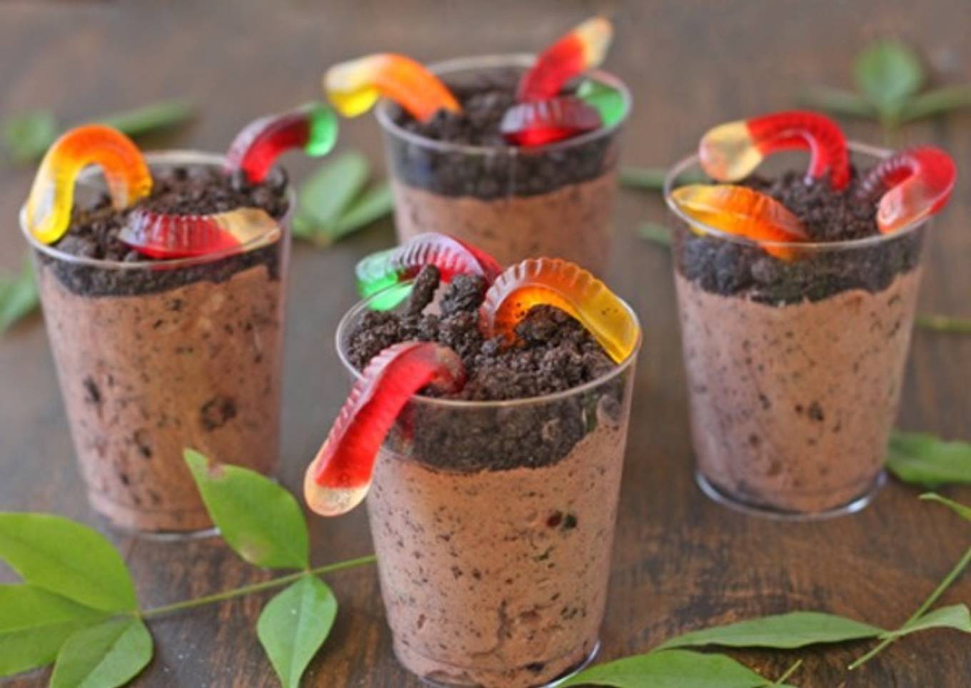 Dirt and worms 