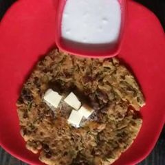 A picture of Makki ki methi wali roti.