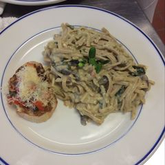 A picture of Creamy Avocado and Spinach Pasta.