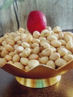 રોસ્ટેડ સોયાબીન (Roasted Soyabean Recipe In Gujarati) રેસીપી મુખ્ય ફોટો