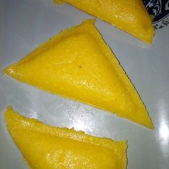 A picture of Toaster shaped Eba.