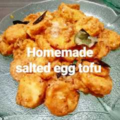 A picture of Stir fried salted egg tofu (tahu jepang goreng telur asin).