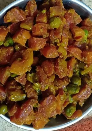 A picture of Carrot and peas veg.