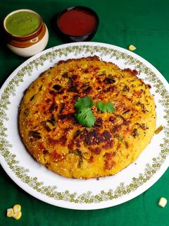 મકાઈ નો હાંડવો (Makai Handvo Recipe In Gujarati) રેસીપી મુખ્ય ફોટો