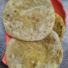 A picture of Gujju's Puran Puri.