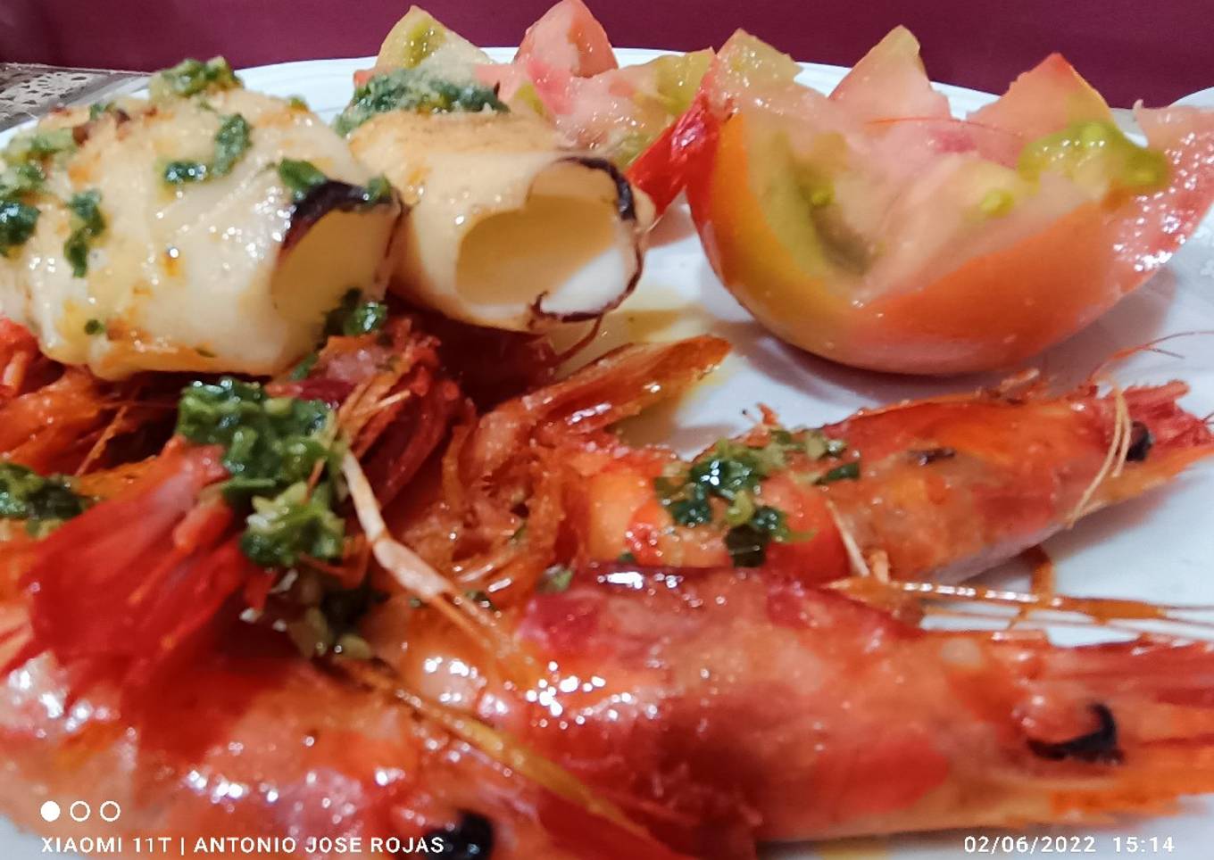 Gambas rojas con tubo de calamar