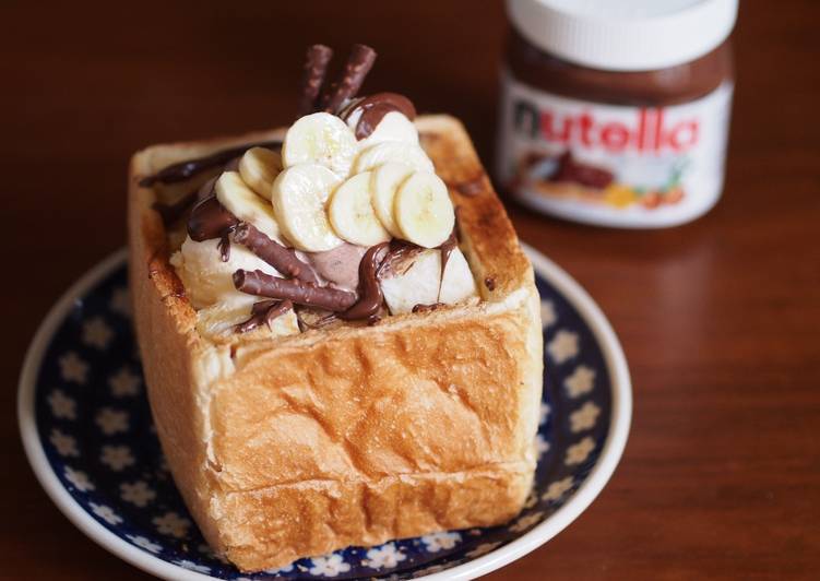 Steps to Make Quick Nutella and banana shibuya honey toast