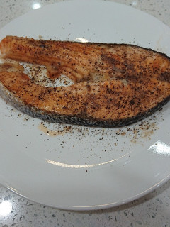 氣炸鍋鮭魚 的食譜成品照片