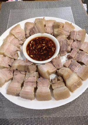 A picture of Boiled Pork Belly.