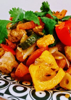 A picture of Thai Red Curry Veg...With winter veggies.