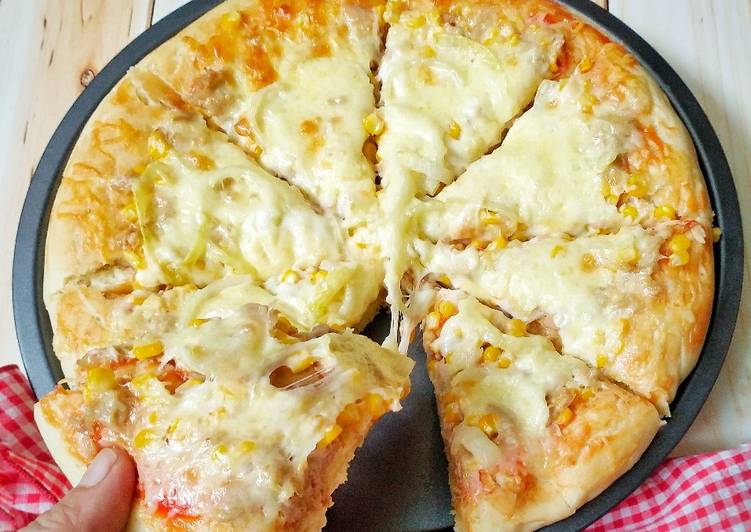 Resep Pizza tuna super empuk Anti Gagal