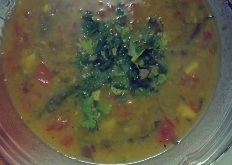 Maharashtrian dal(ambat varan)