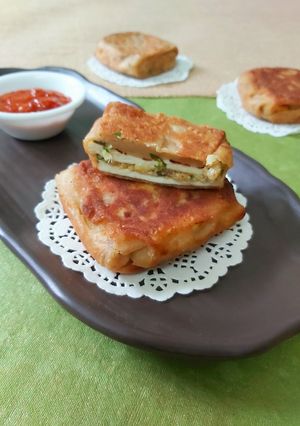 A picture of Paneer Parcels.
