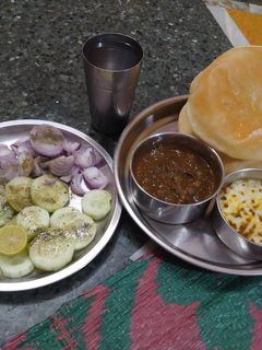 खीरे का रायता (Kheere ka raita recipe in Hindi) रेसिपी मुख्य फोटो