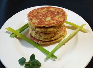 Una foto de Blinis de papas (contorno)