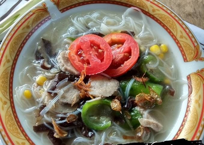 Langkah Mudah untuk Membuat Sup Bihun Jamur Kuping, Lezat Sekali
