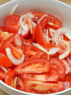 Paradicsomsaláta recept fotója