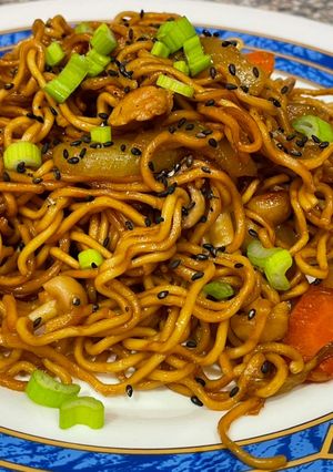 Una foto de Yakisoba